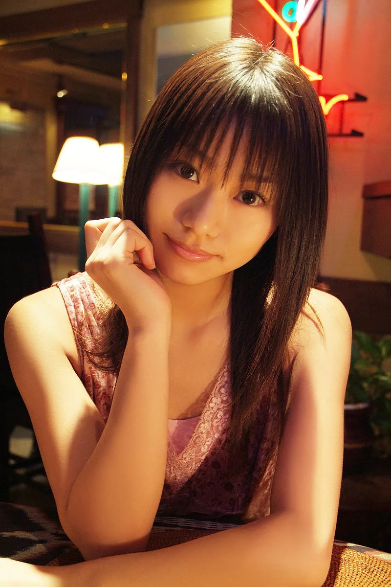 [Mặt trước] Album ảnh "Cô gái thuần khiết" của Miyuki Umikawa - 4
